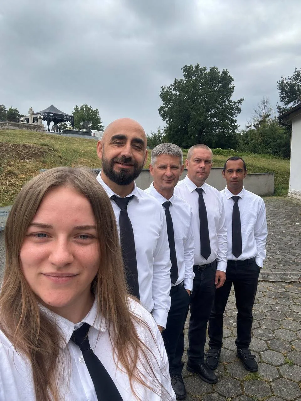 Natália s kolegy z pohřební služby Pieta